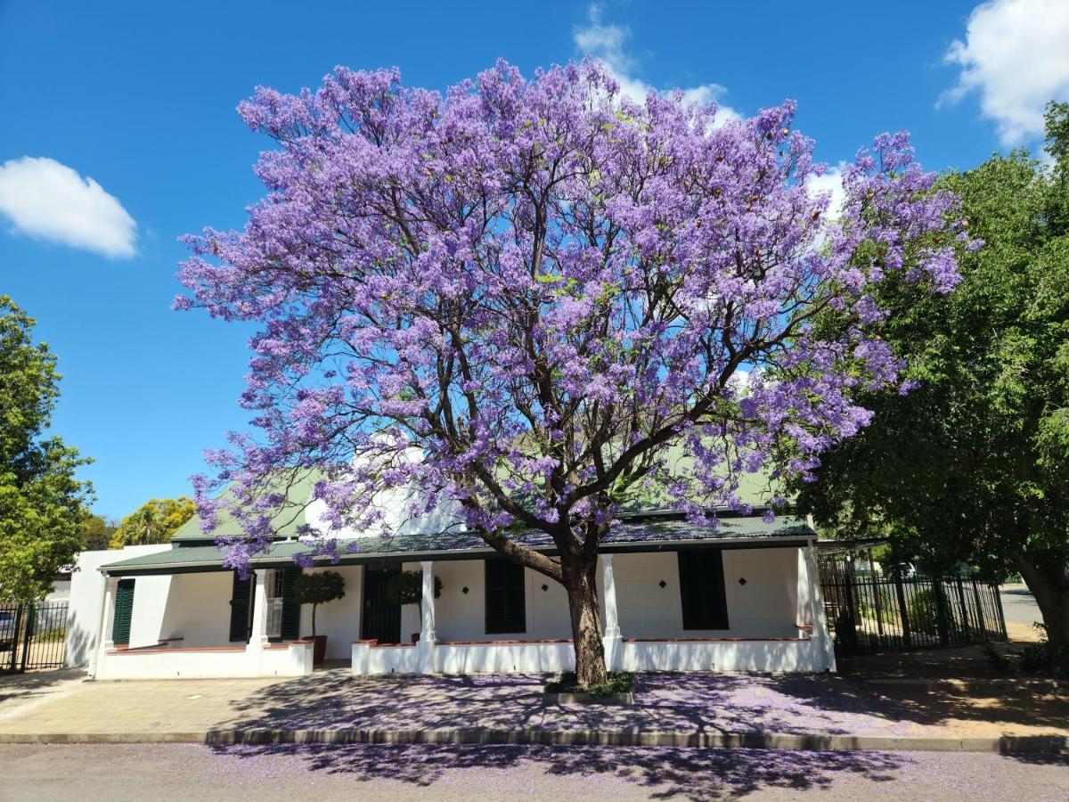 Die Dorpshuis Graaff Reinet Exterior photo